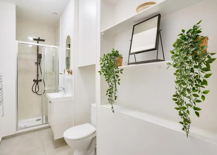 Lejlighed 2 Bedrooms In The 15th District Paris